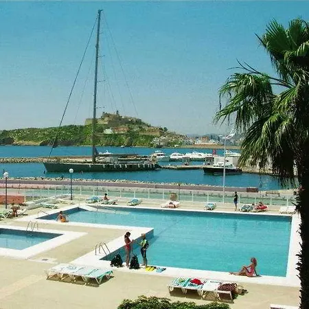 Otel El Corso 4*